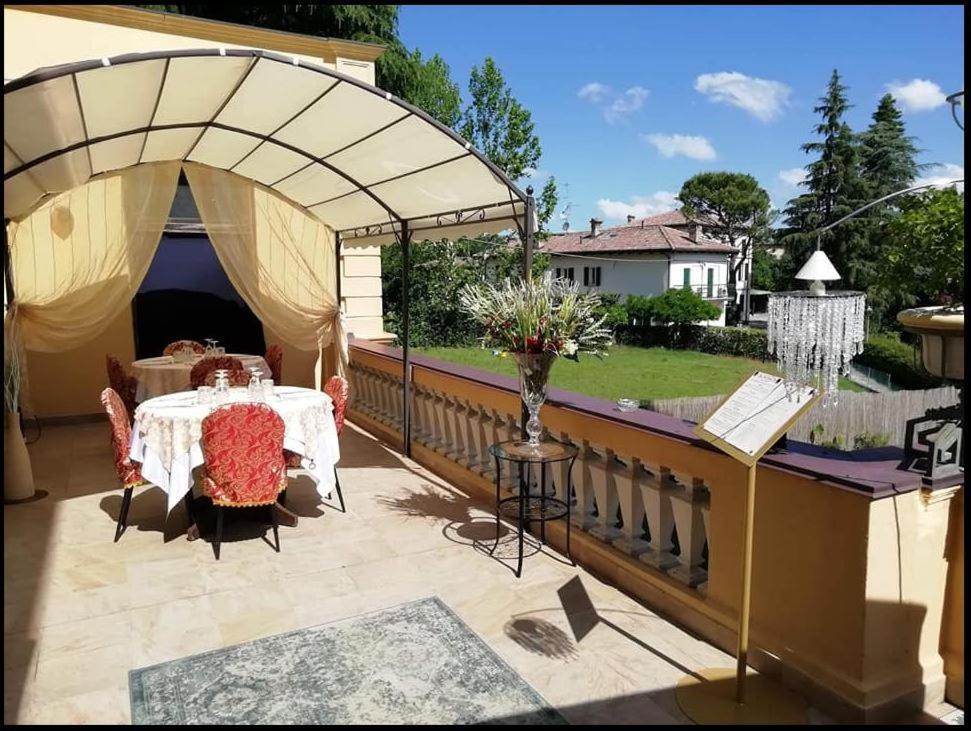Villa Evelina Club Valsamoggia Екстериор снимка